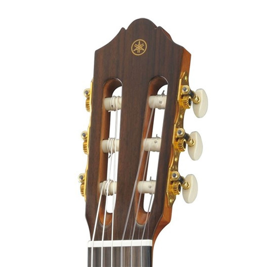 Yamaha CG192S Spruce Top Rosewood Natural Classical Guitar