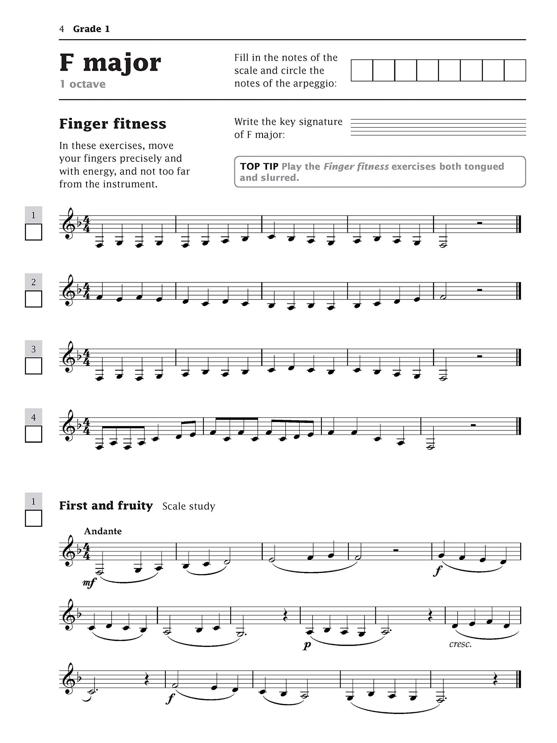 Improve your scales! Clarinet Grades 1-3 (Instrumental Solo) - Exercise Book