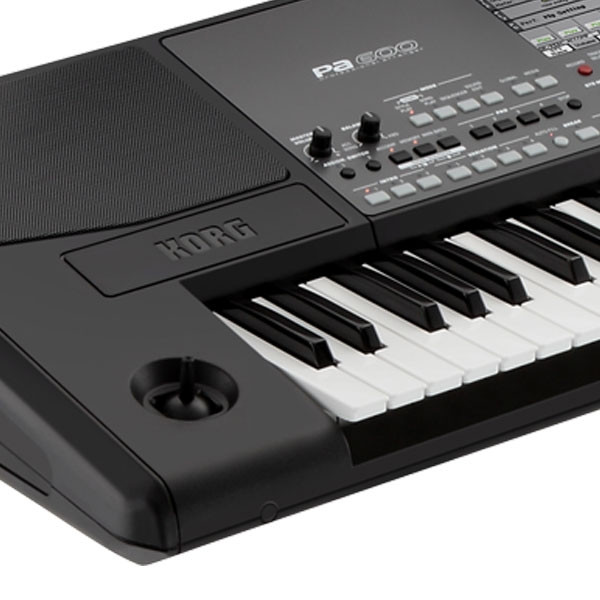 Korg Professional Arranger Keyboard PA-600