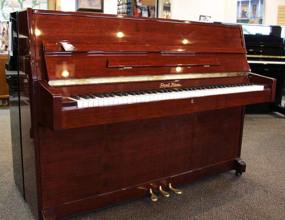 Pearl River Upright Piano UP108D2 Mahogany