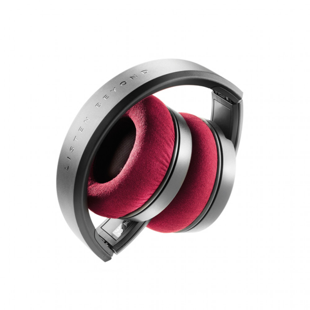 Focal Pro LISTEN PRO Professional Closed-Back Circum-Aural Headphone