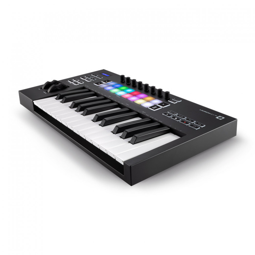 Novation LAUNCHKEY 25 MKIII Keyboard Controller