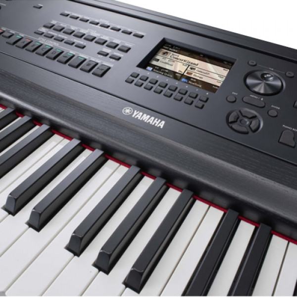 Yamaha Digital Piano, DGX670B