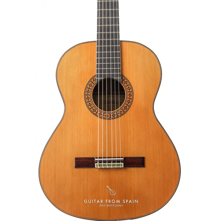 Alhambra 8P Ebony Rosewood Nylon-string Classical Guitar with Cedar Top Natural Classical Guitar