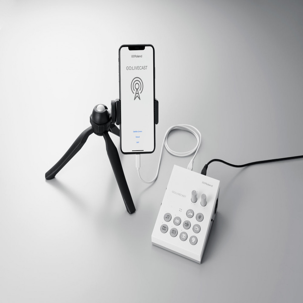 Roland GOLIVECAST Livestreaming Studio for Smartphones