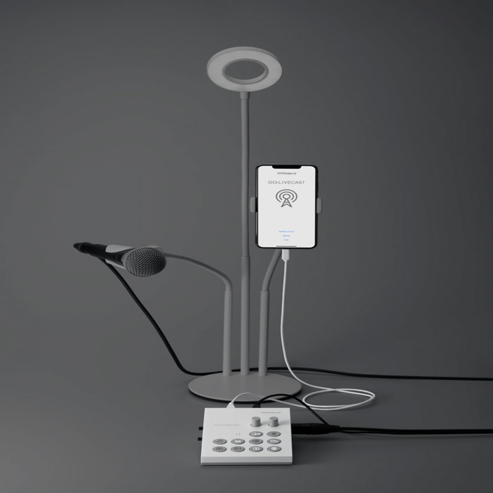 Roland GOLIVECAST Livestreaming Studio for Smartphones