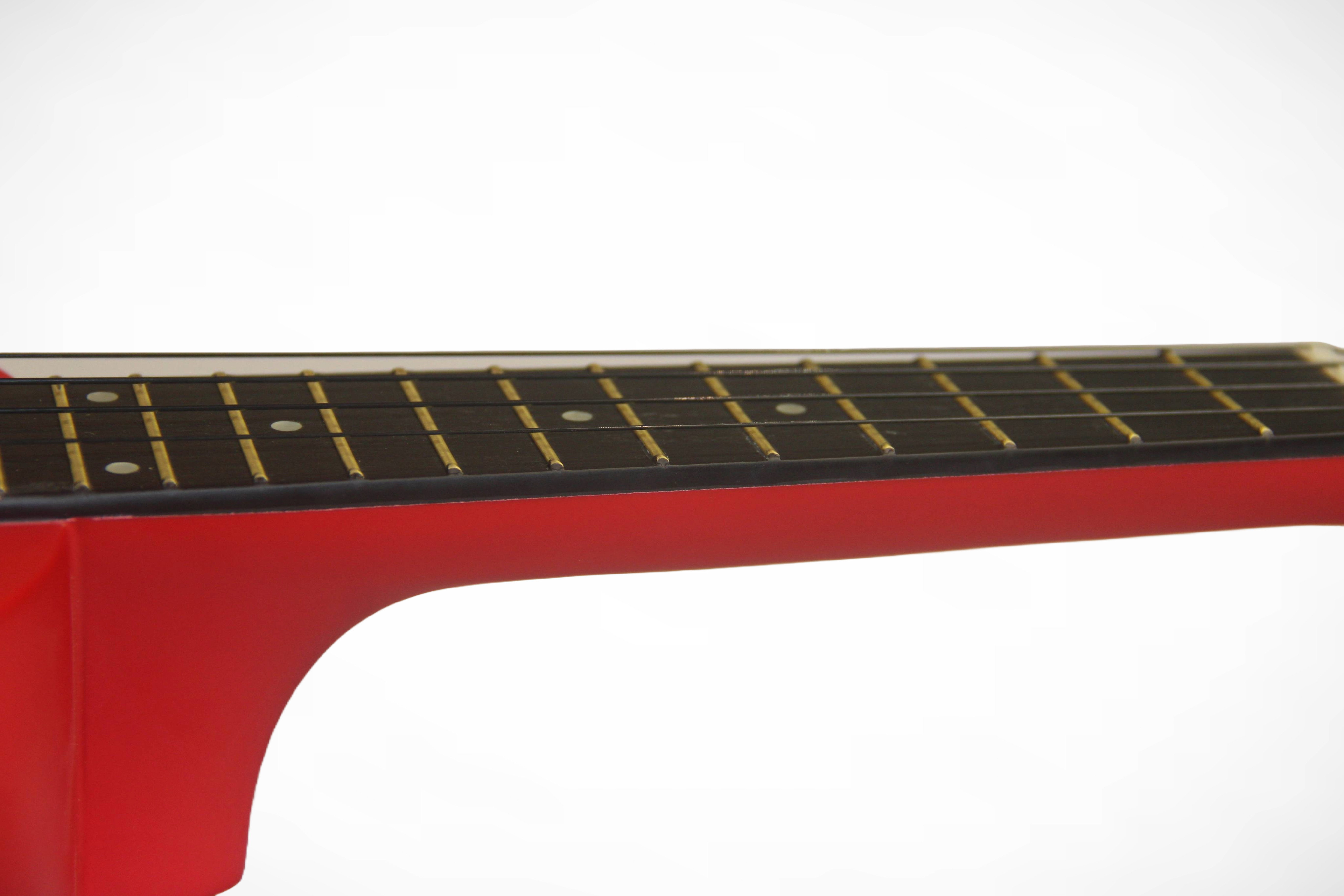 Chateau BAS01RD Bass Ukulele, Red with Bag