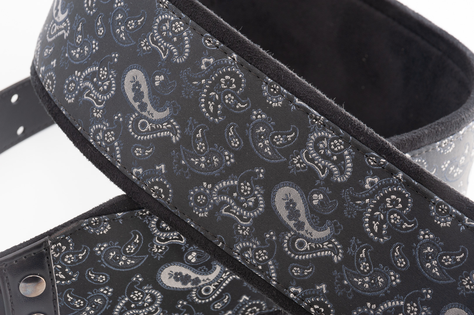 RightOn Groove B-Paisley Black Guitar and Bass Strap