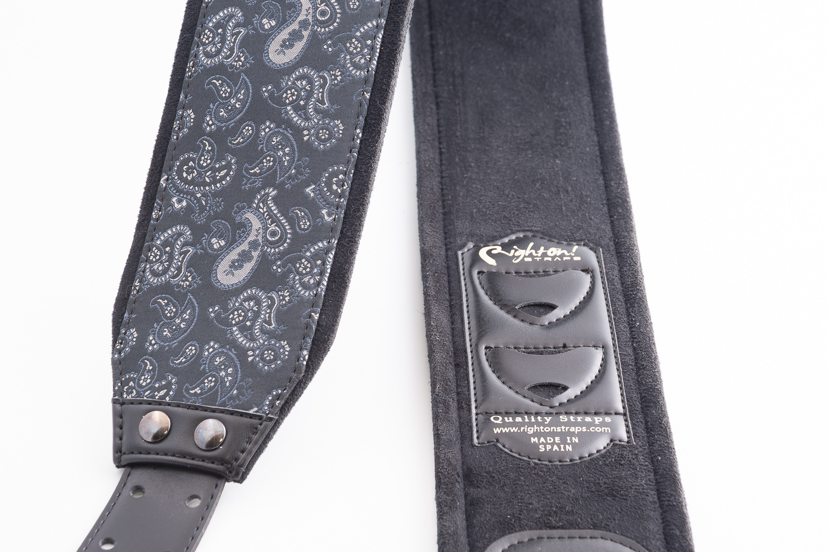 RightOn Groove B-Paisley Black Guitar and Bass Strap